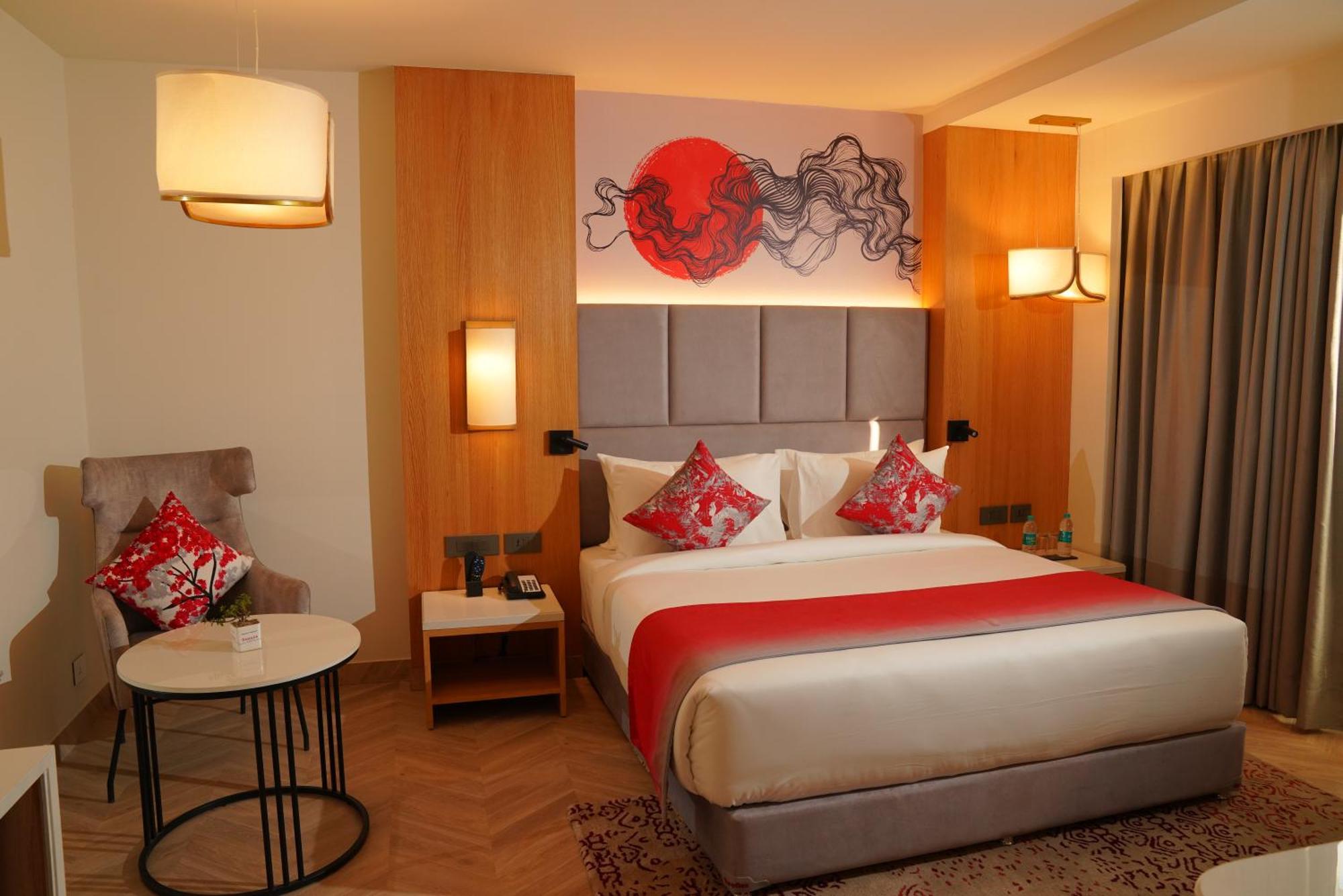 Hotel Ramada By Wyndham Gorakhpur Gorakhnath Mandir Road Esterno foto
