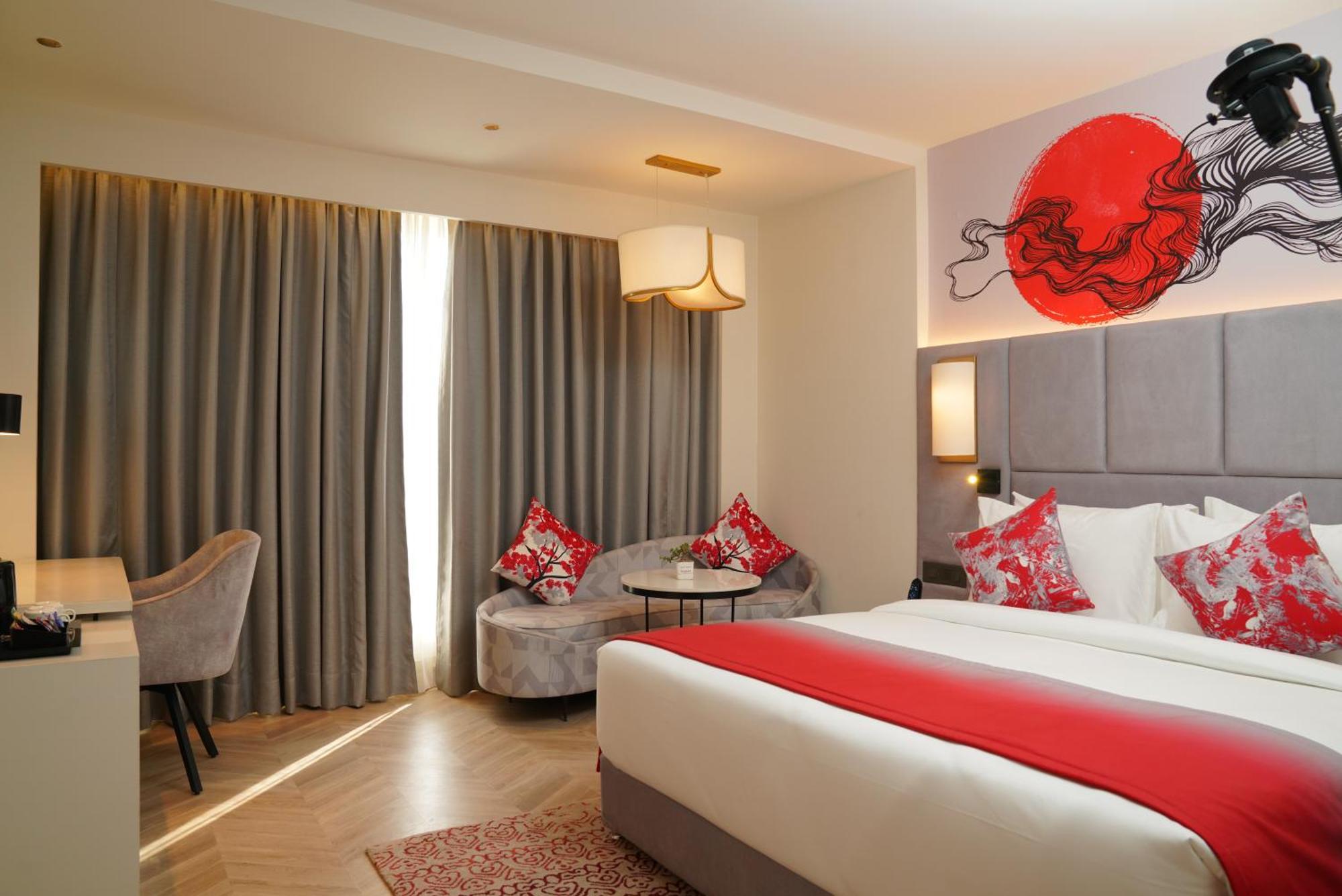 Hotel Ramada By Wyndham Gorakhpur Gorakhnath Mandir Road Esterno foto